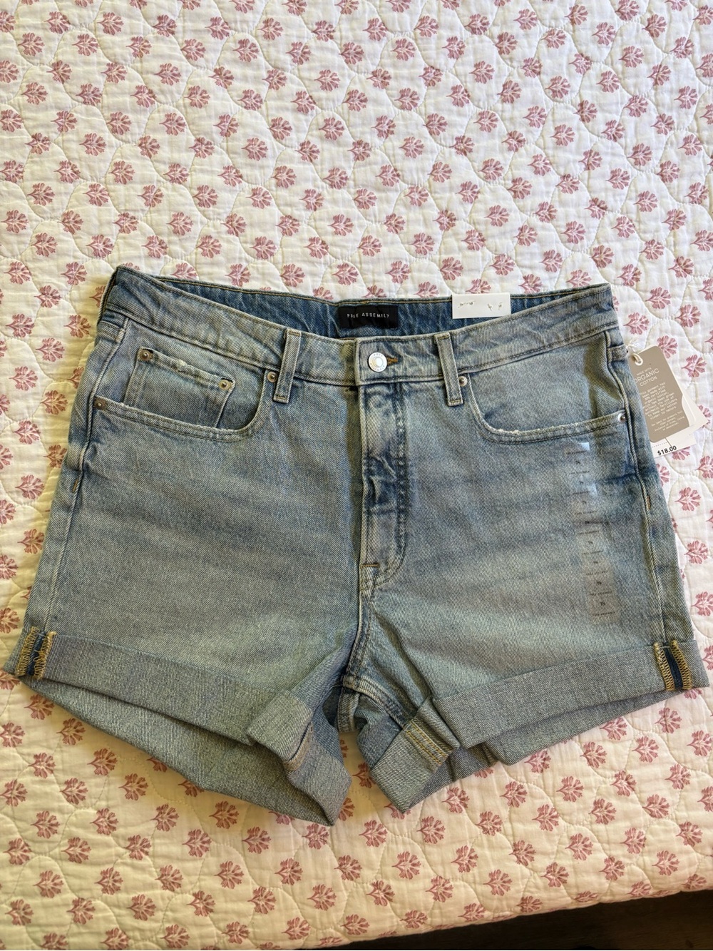 NWT Light Wash Denim Cuffed Shorts
